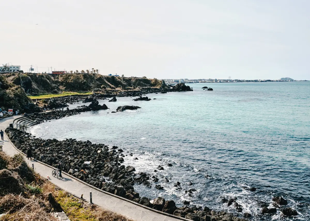 Coastline along an Olle route